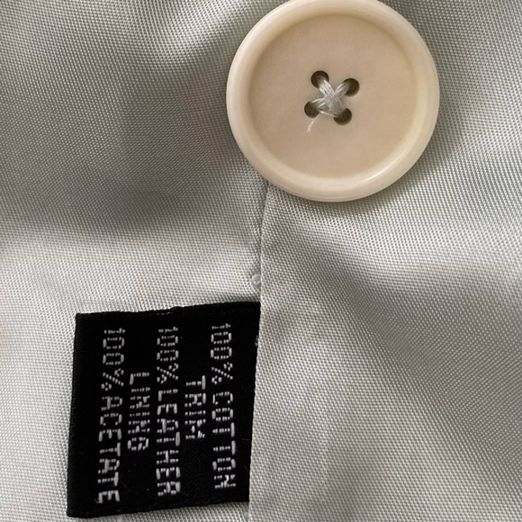 Short Trench double breasted jacket - Picture 7 of 8